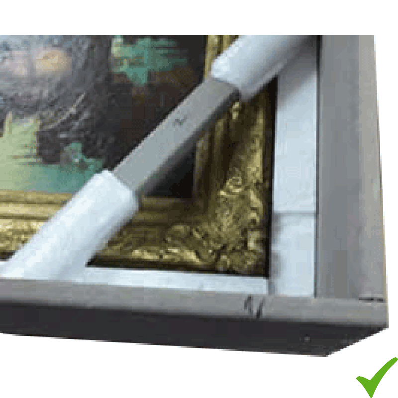 Dettaglio dell'imbalaggio di una cornice