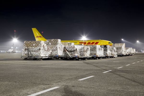spedire estero dhl
